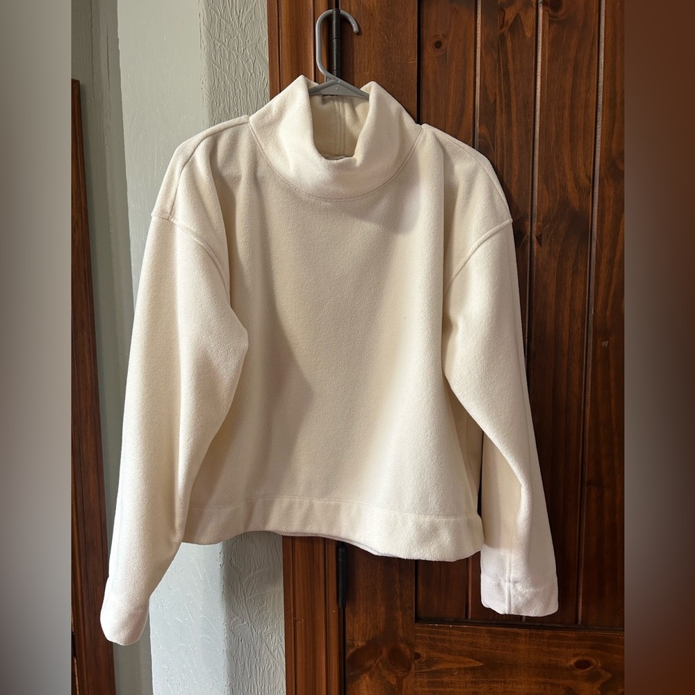 Women’s vineyard vines size large
